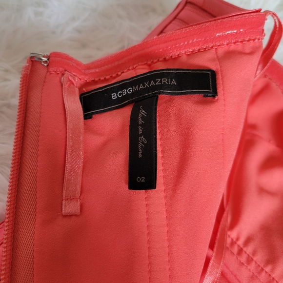 BCBG MaxAzria Dress Coral Size 2 Short Bodycon Party Strapless Bandage Style - Picture 5 of 12